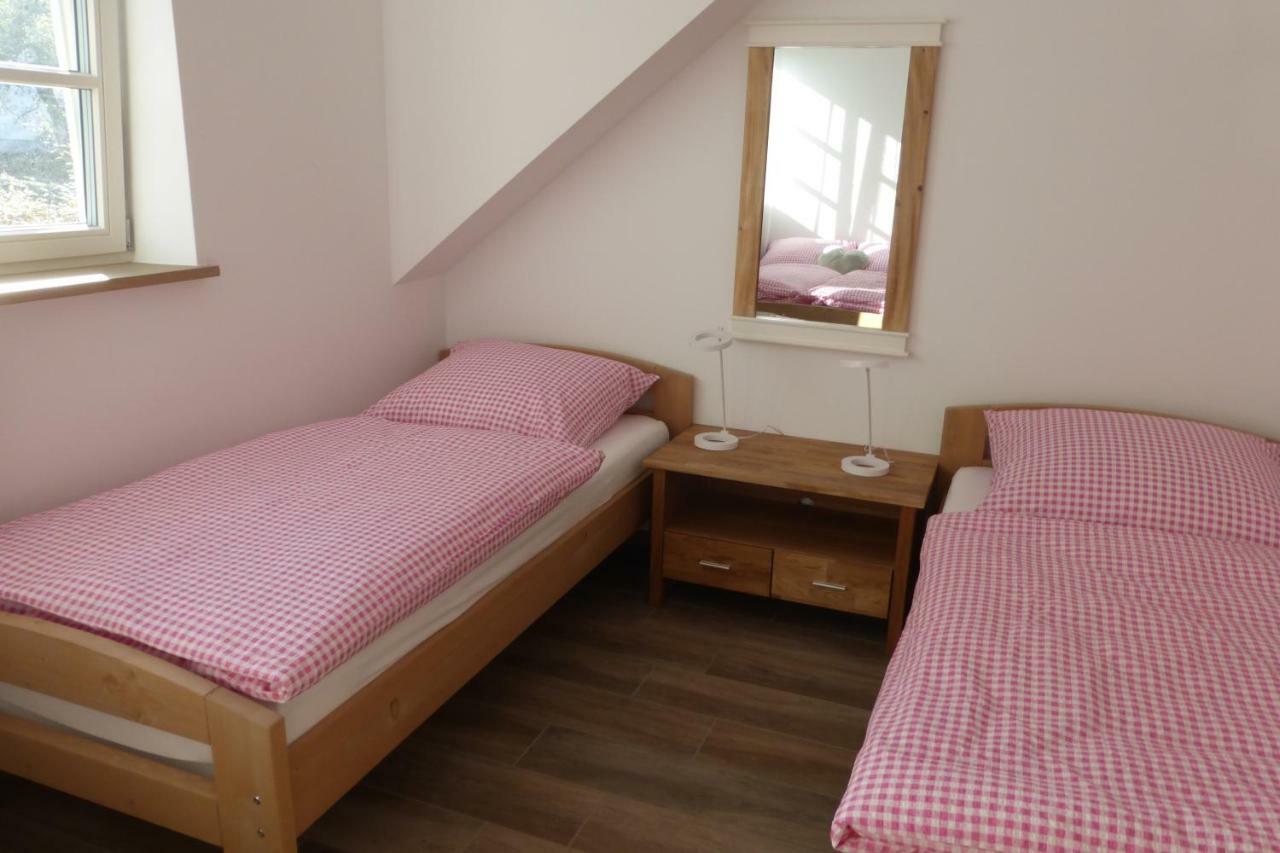 Ferienwohnung Am Groelisbach Roetgen Exterior foto